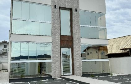 Apartamento em Ponta do Papagaio, Palhoça